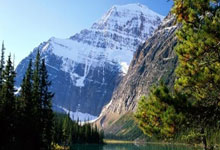 [西甲]姆巴佩双响 皇马取得三连胜.